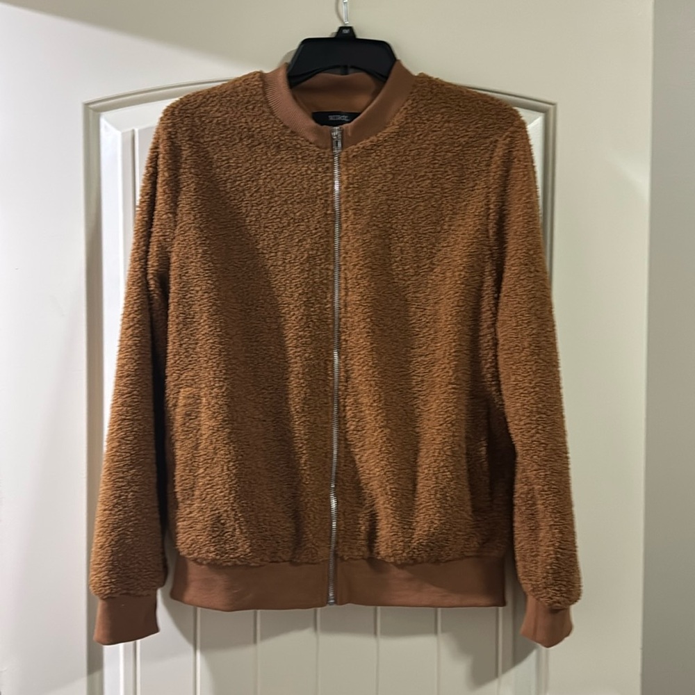 Cute bomber style jacket